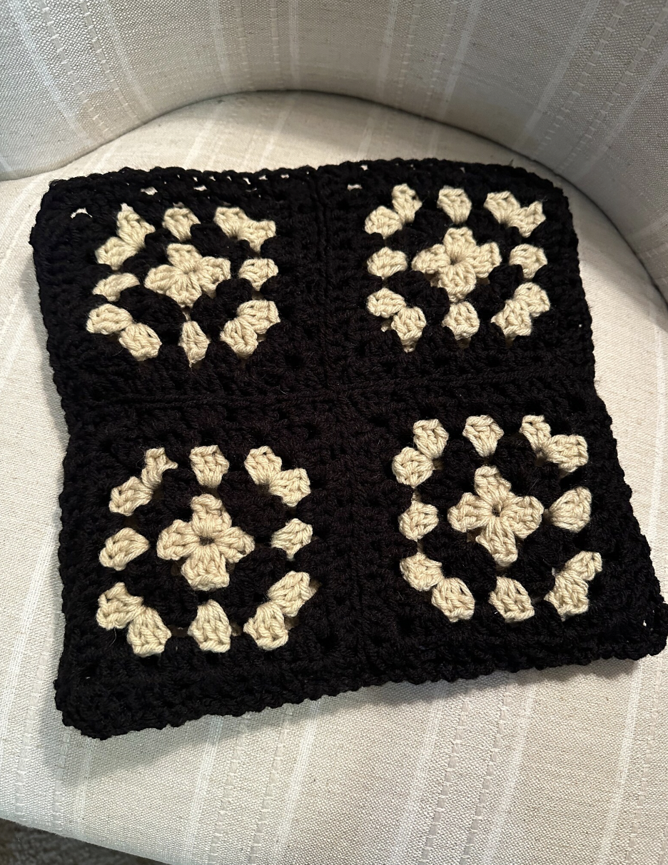 Rose Box Crochet Grannie Square Hat